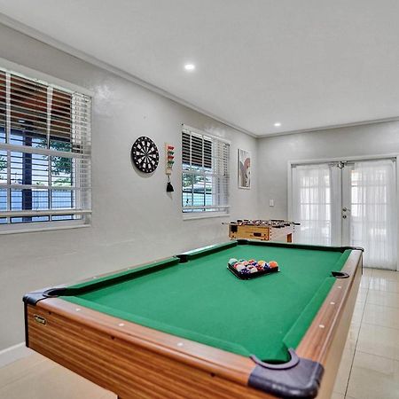 Luxury Rattan Getaway Villa Miami Bagian luar foto