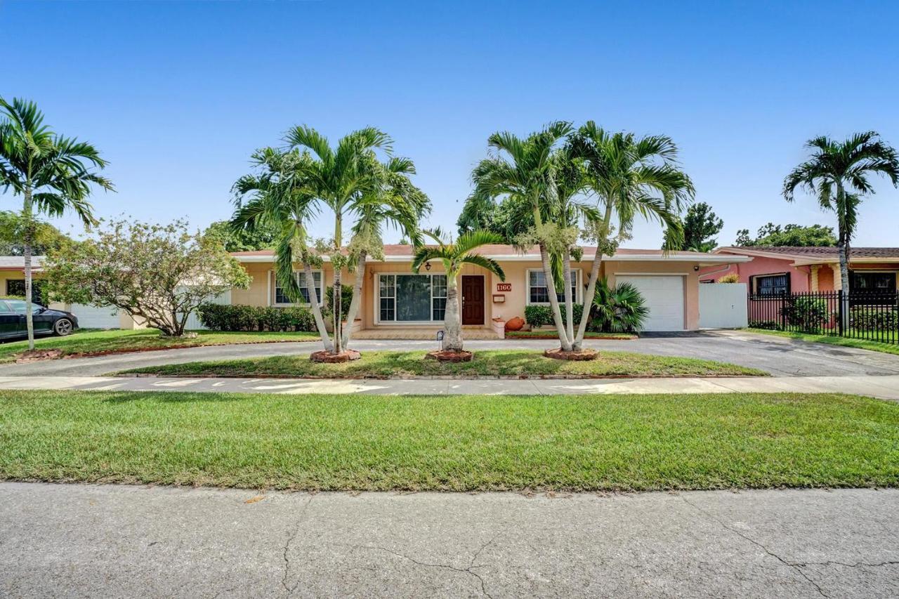 Luxury Rattan Getaway Villa Miami Bagian luar foto