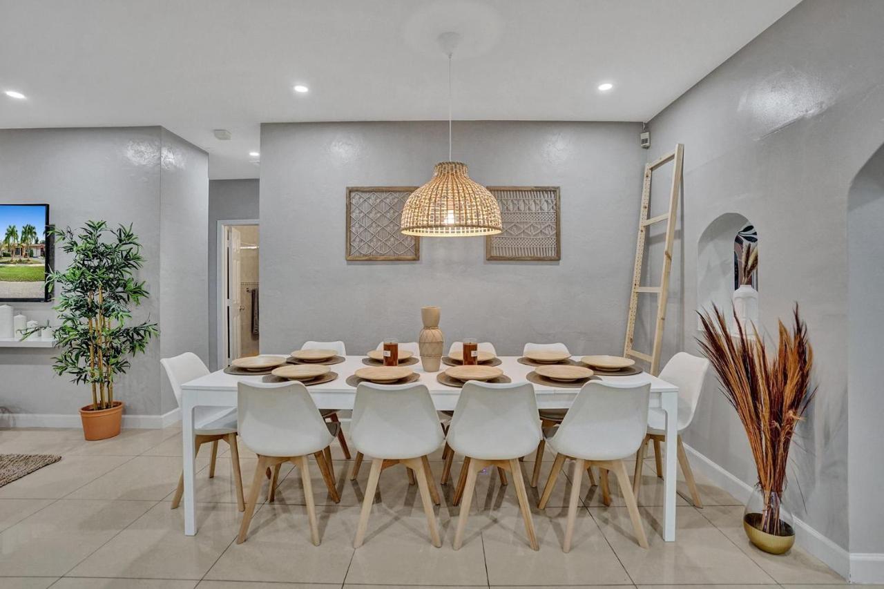 Luxury Rattan Getaway Villa Miami Bagian luar foto