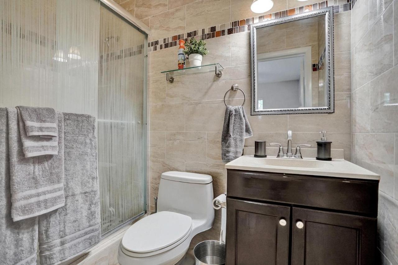 Luxury Rattan Getaway Villa Miami Bagian luar foto